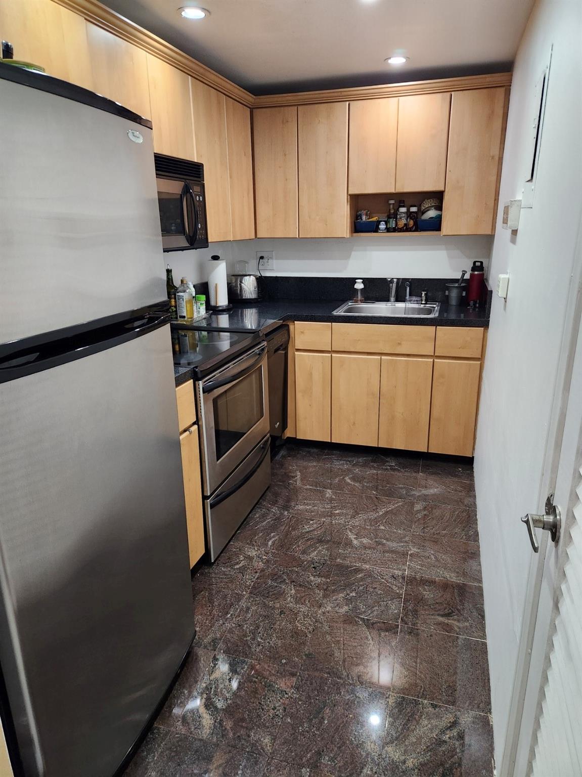 Victoria Park Tower Condo - Residential