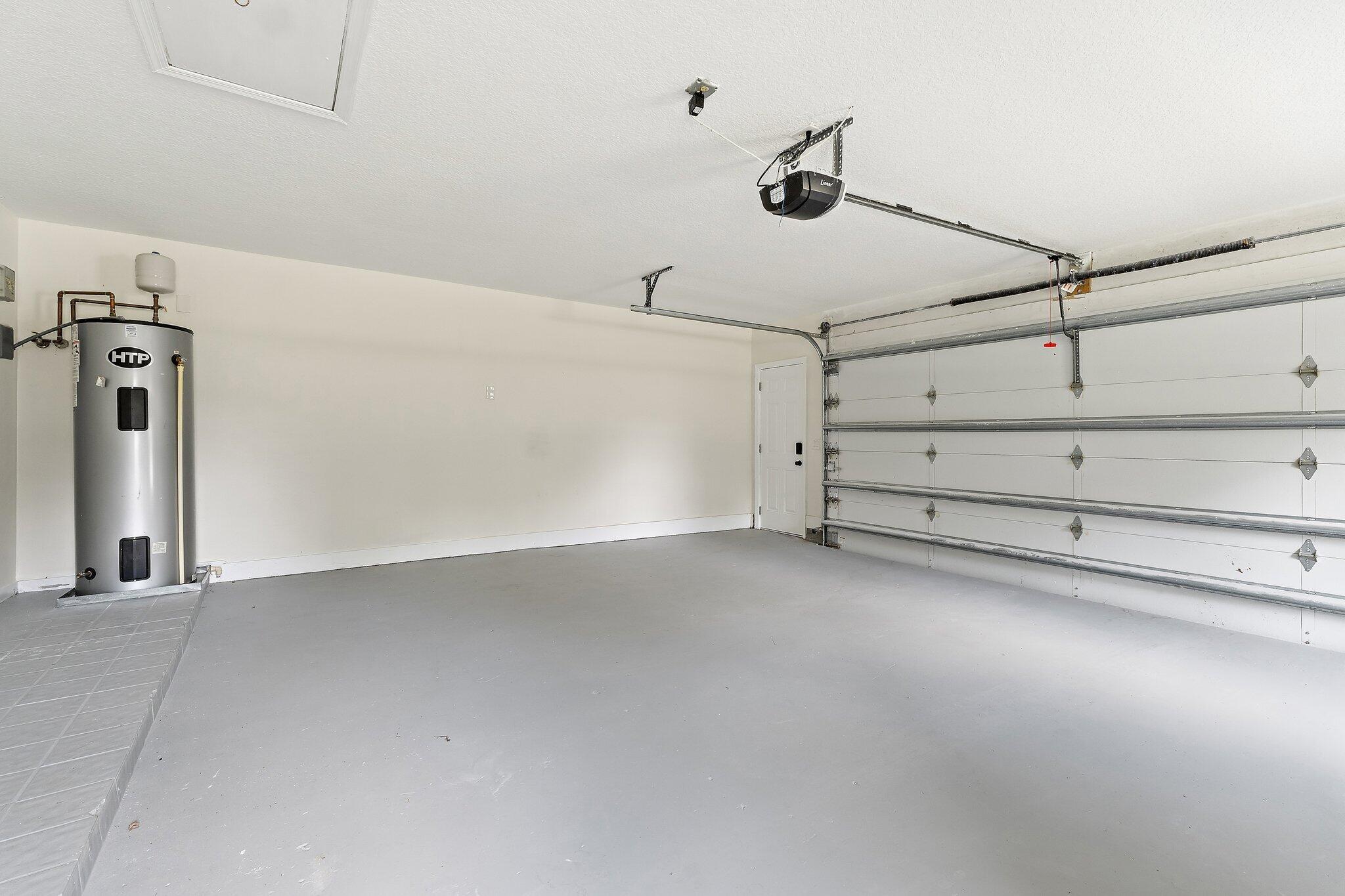 Jupiter Farms - Residential Lease