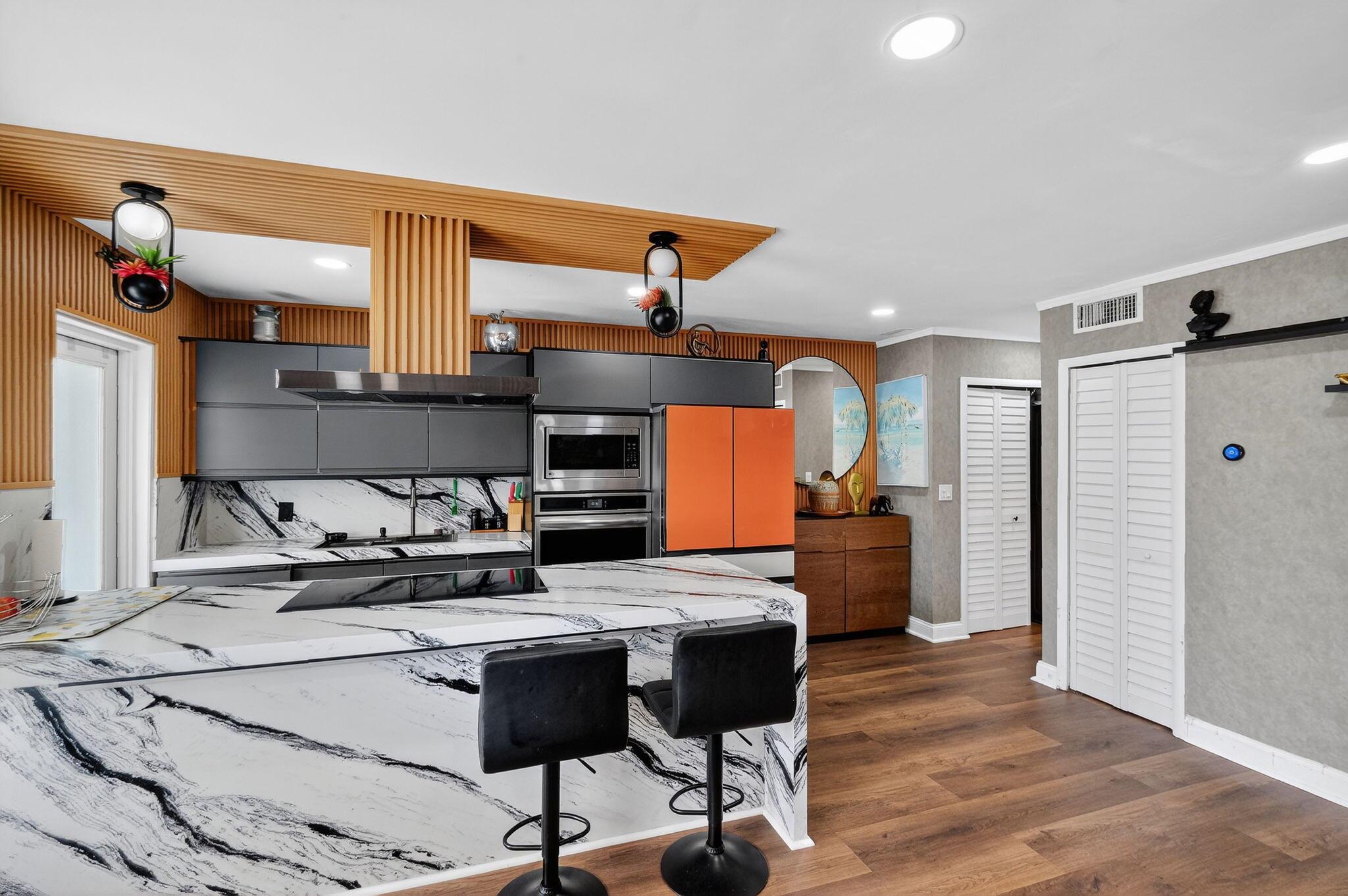 363 WASHINGTON AVE CONDO - Residential Lease