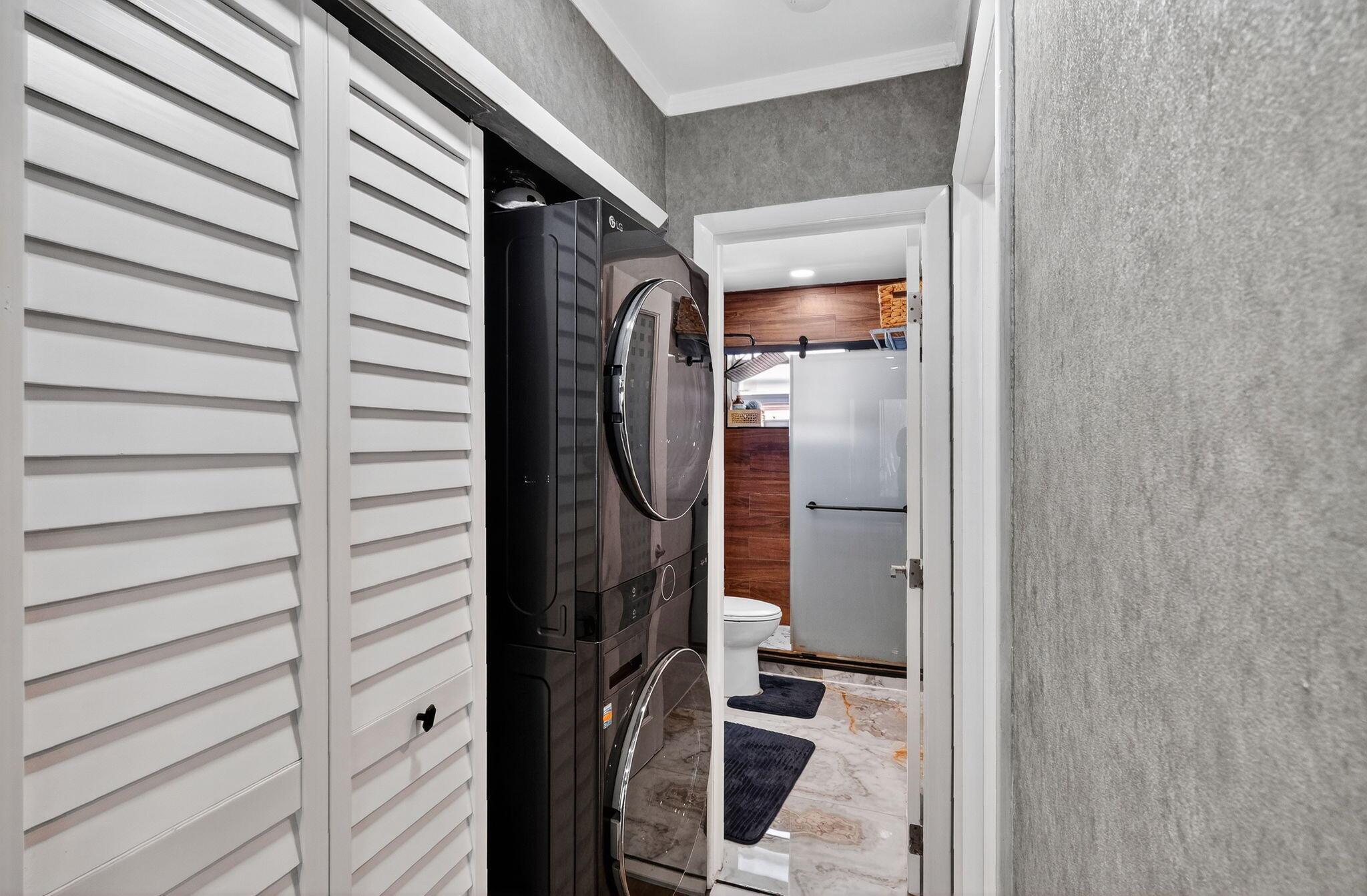 363 WASHINGTON AVE CONDO - Residential Lease