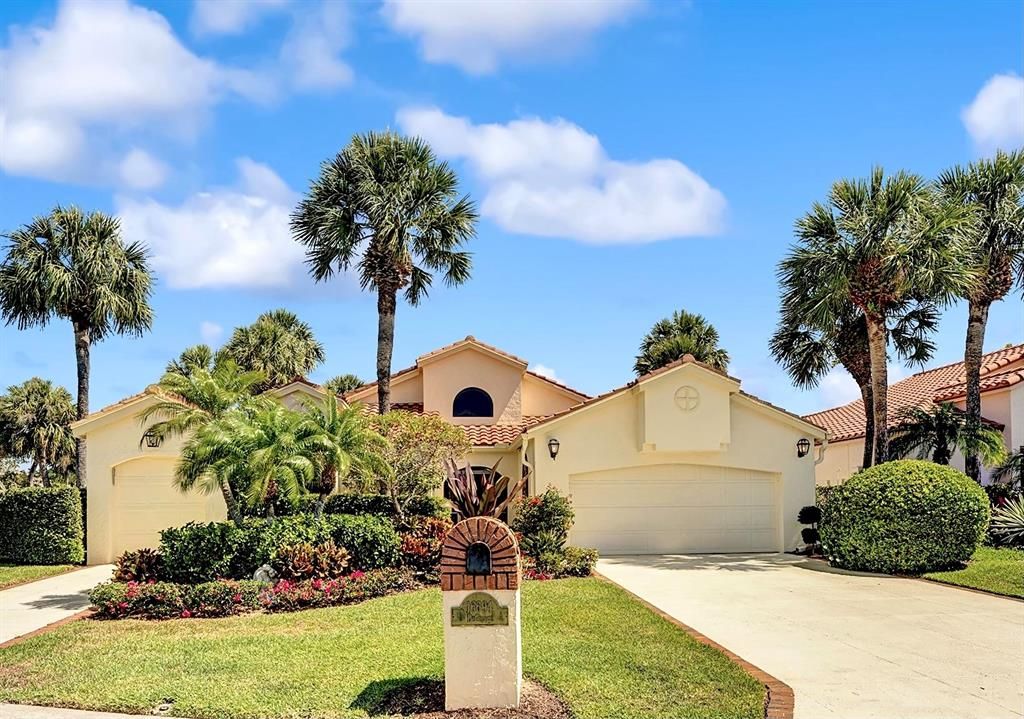 Photo of 16694 Hidden Cove Drive, Jupiter, FL 33477 (MLS # R10709475)