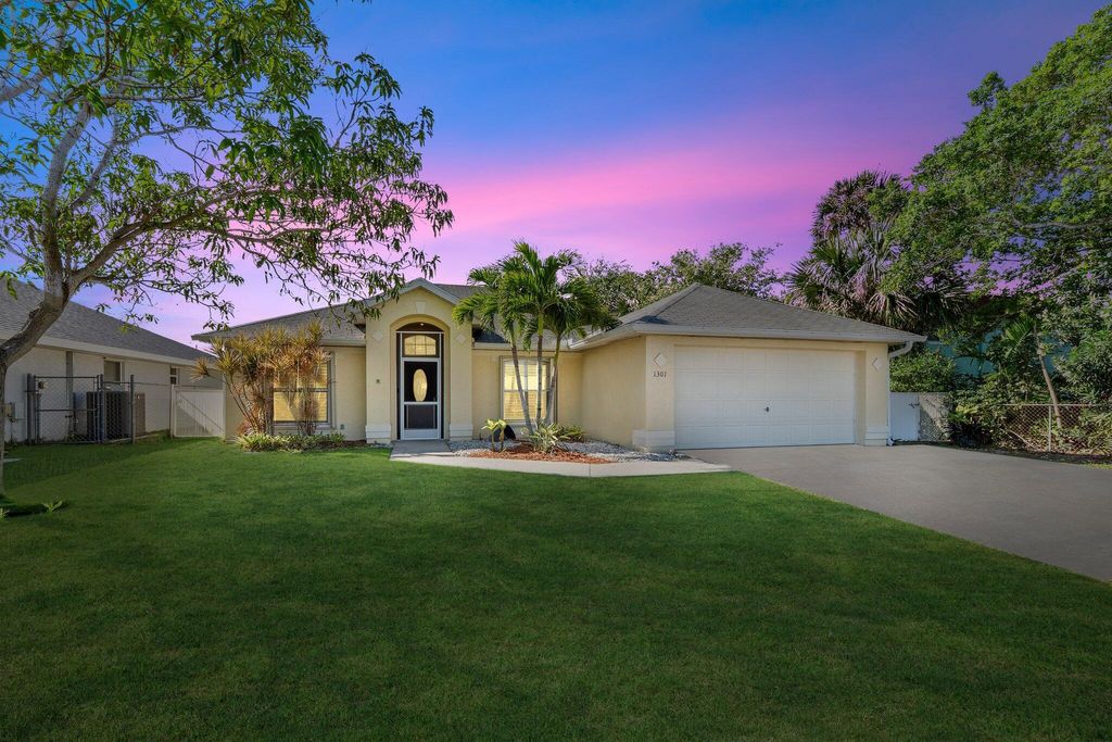 Photo of 1301 Carlton Court, Fort Pierce, FL 34949 (MLS # R11087668)