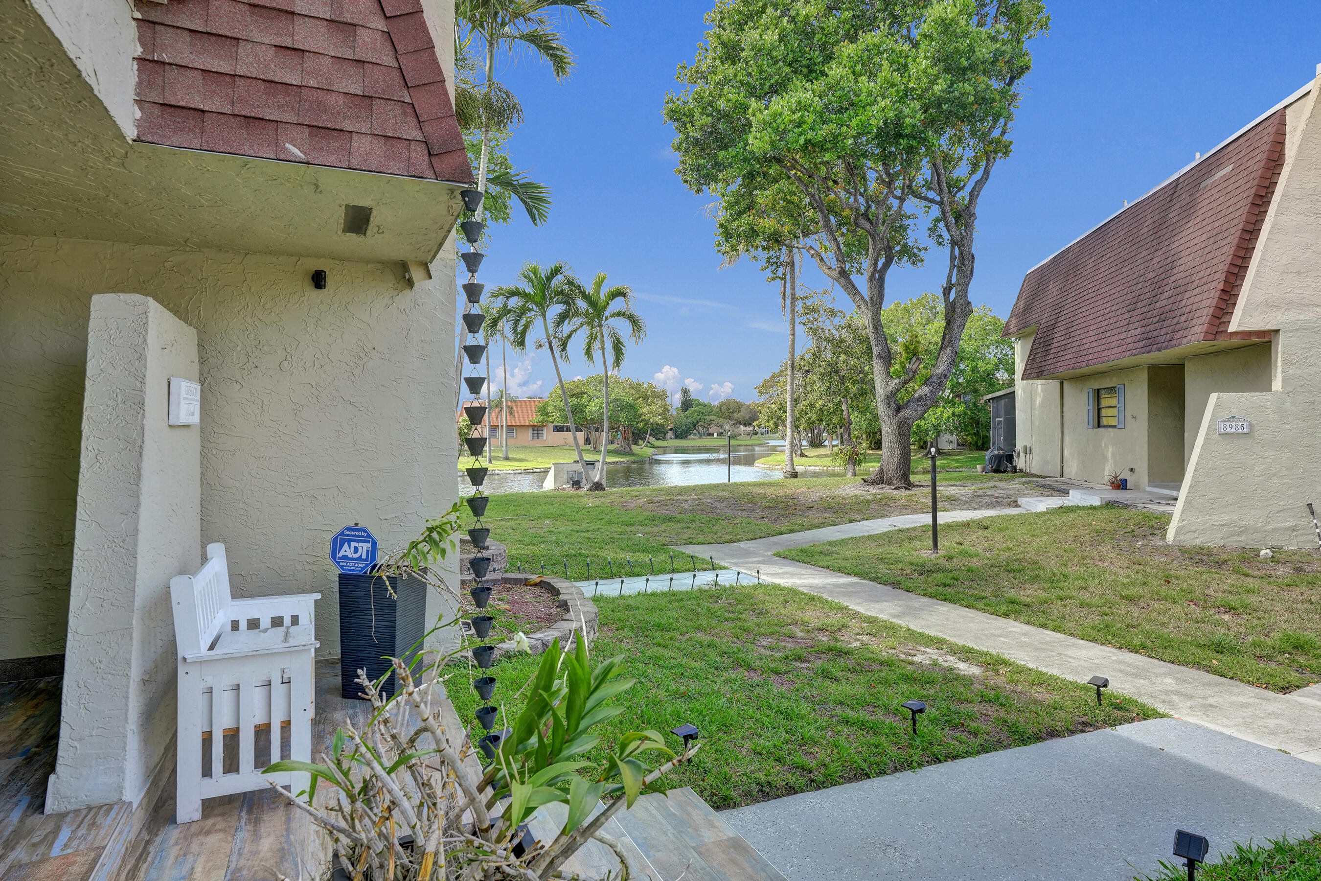 WESTVIEW CONDOMINIUM No.1 - Residential