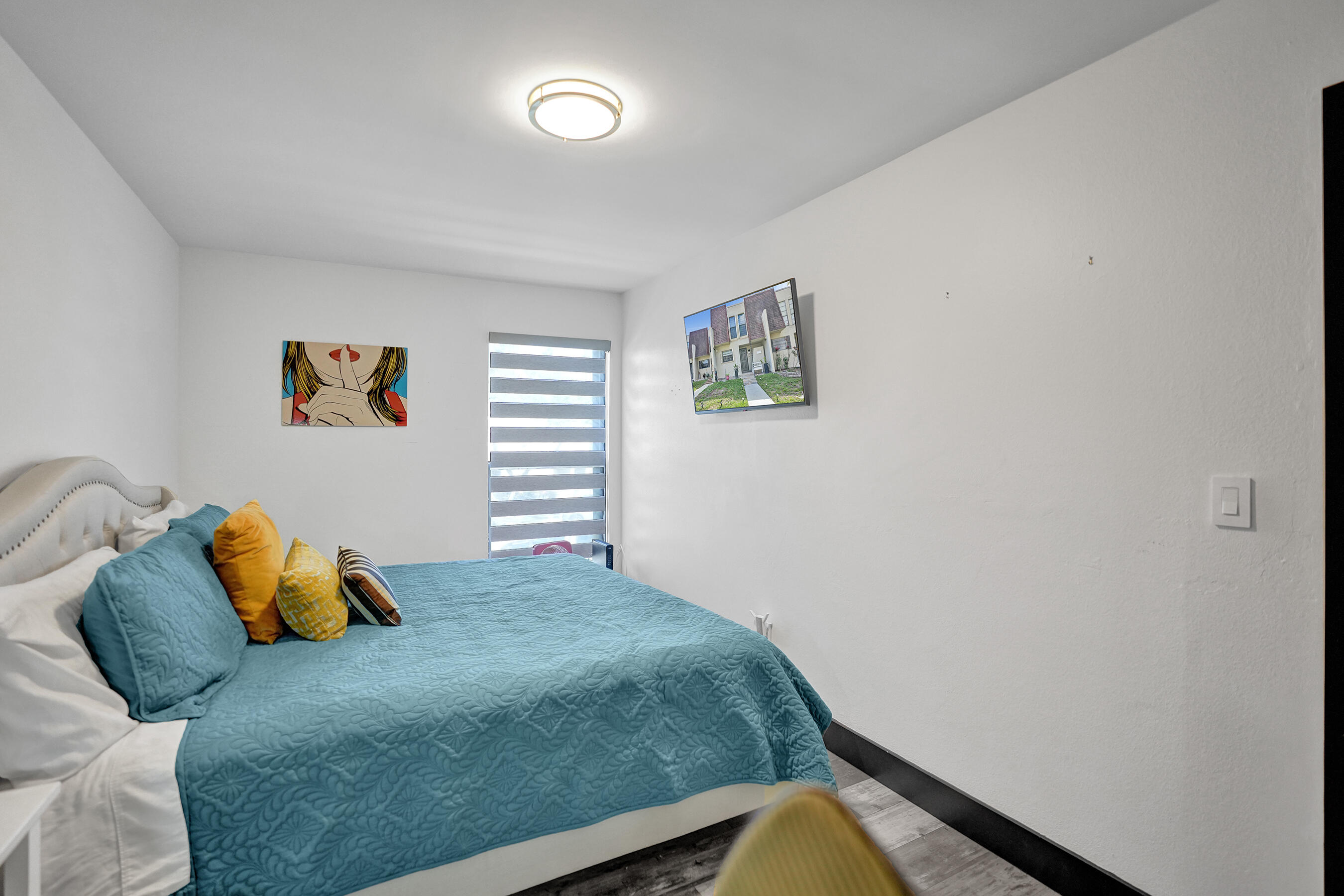 WESTVIEW CONDOMINIUM No.1 - Residential