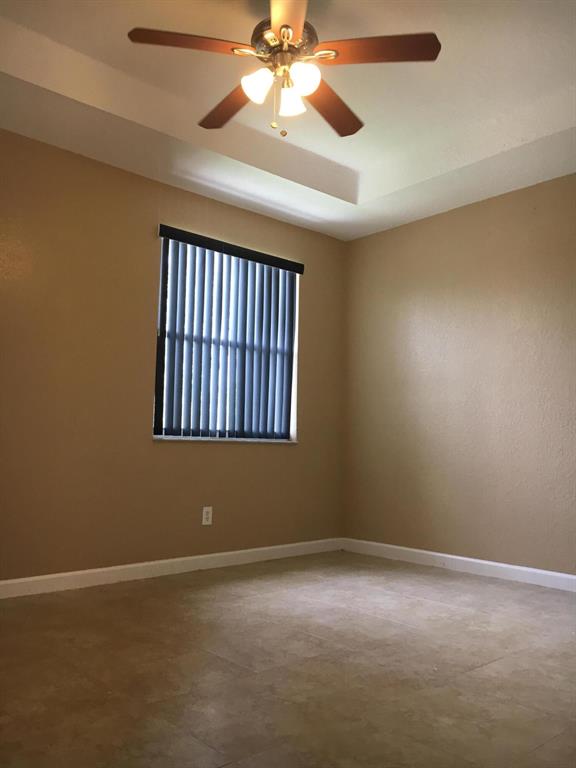 SHOMA VILLAS III AT ROYAL PALM CONDOI - Residential Lease