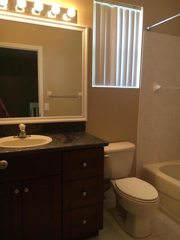 SHOMA VILLAS III AT ROYAL PALM CONDOI - Residential Lease