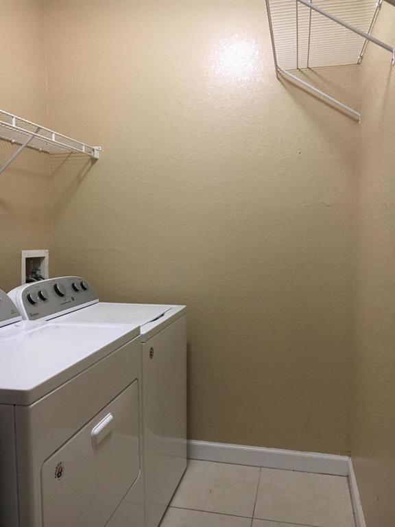 SHOMA VILLAS III AT ROYAL PALM CONDOI - Residential Lease