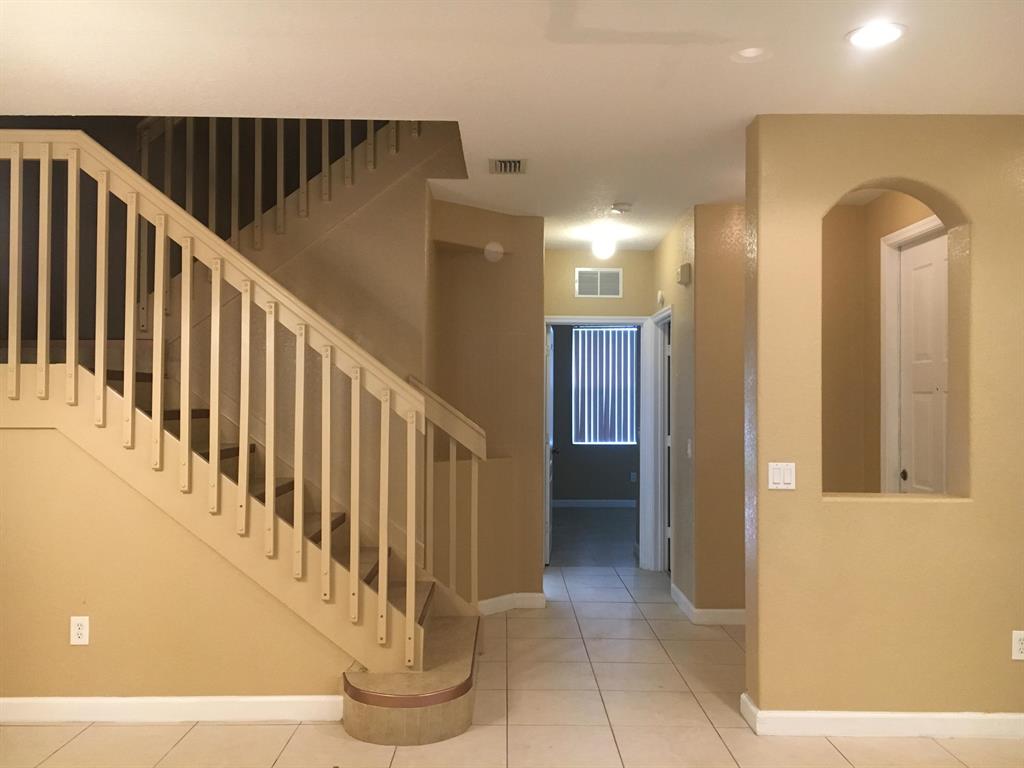 SHOMA VILLAS III AT ROYAL PALM CONDOI - Residential Lease