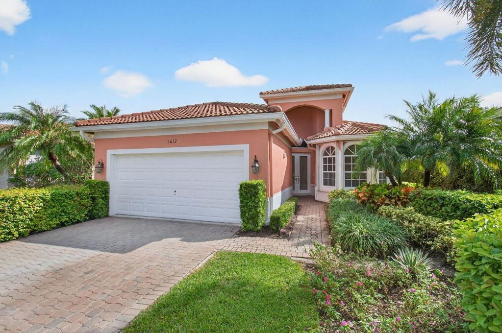 Photo of 11612 Green Golf Lane, Boynton Beach, FL 33437 (MLS # R11134032)