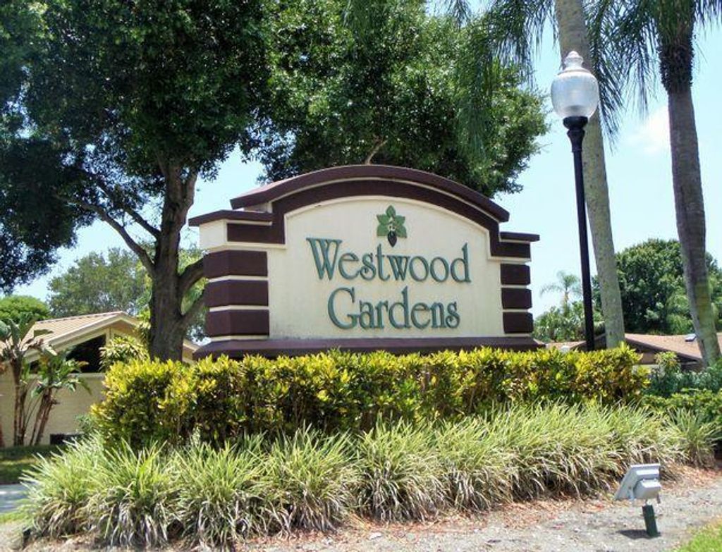 Photo of 5368 Eagle Lake Drive, Palm Beach Gardens, FL 33418 (MLS # R10734373)