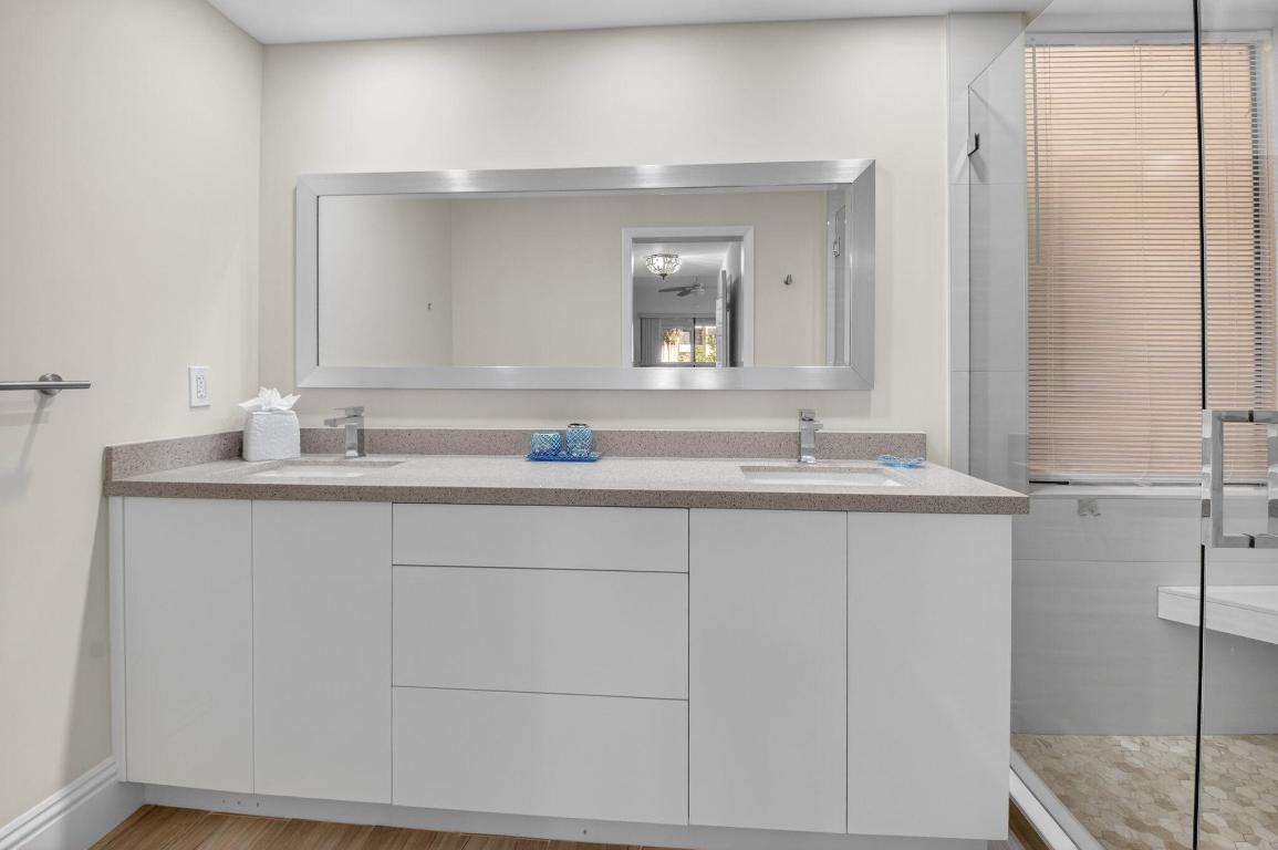 LA PAZ AT BOCA POINTE - Residential