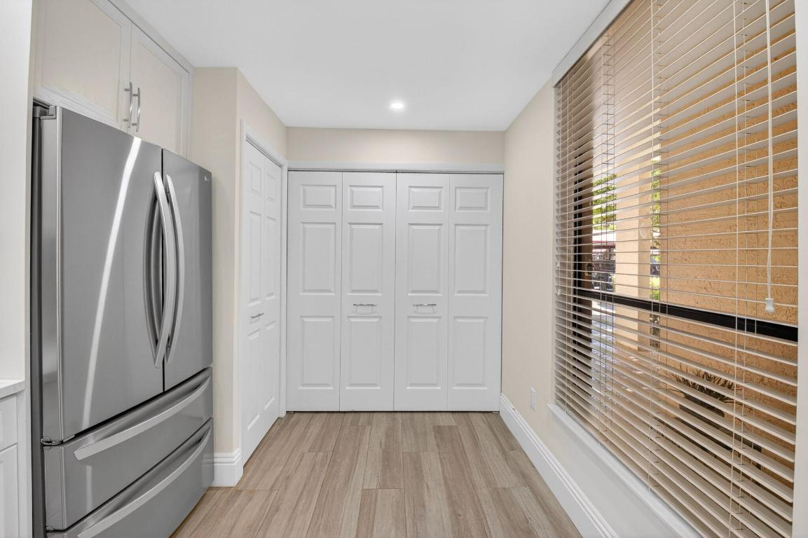 LA PAZ AT BOCA POINTE - Residential