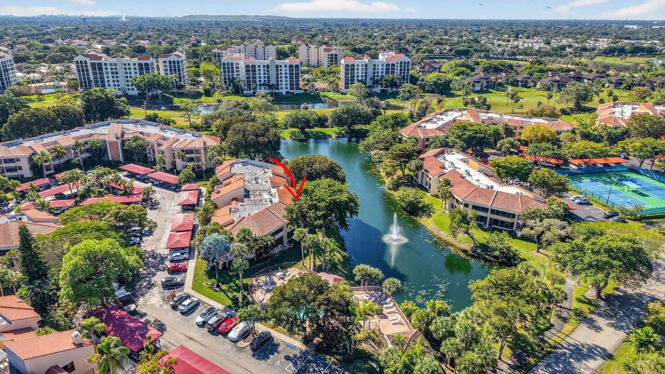 LA PAZ AT BOCA POINTE - Residential