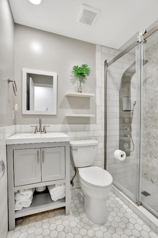 LAUDERDALE ISLES NO 2 - Residential