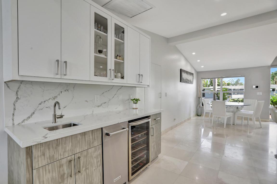 LAUDERDALE ISLES NO 2 - Residential