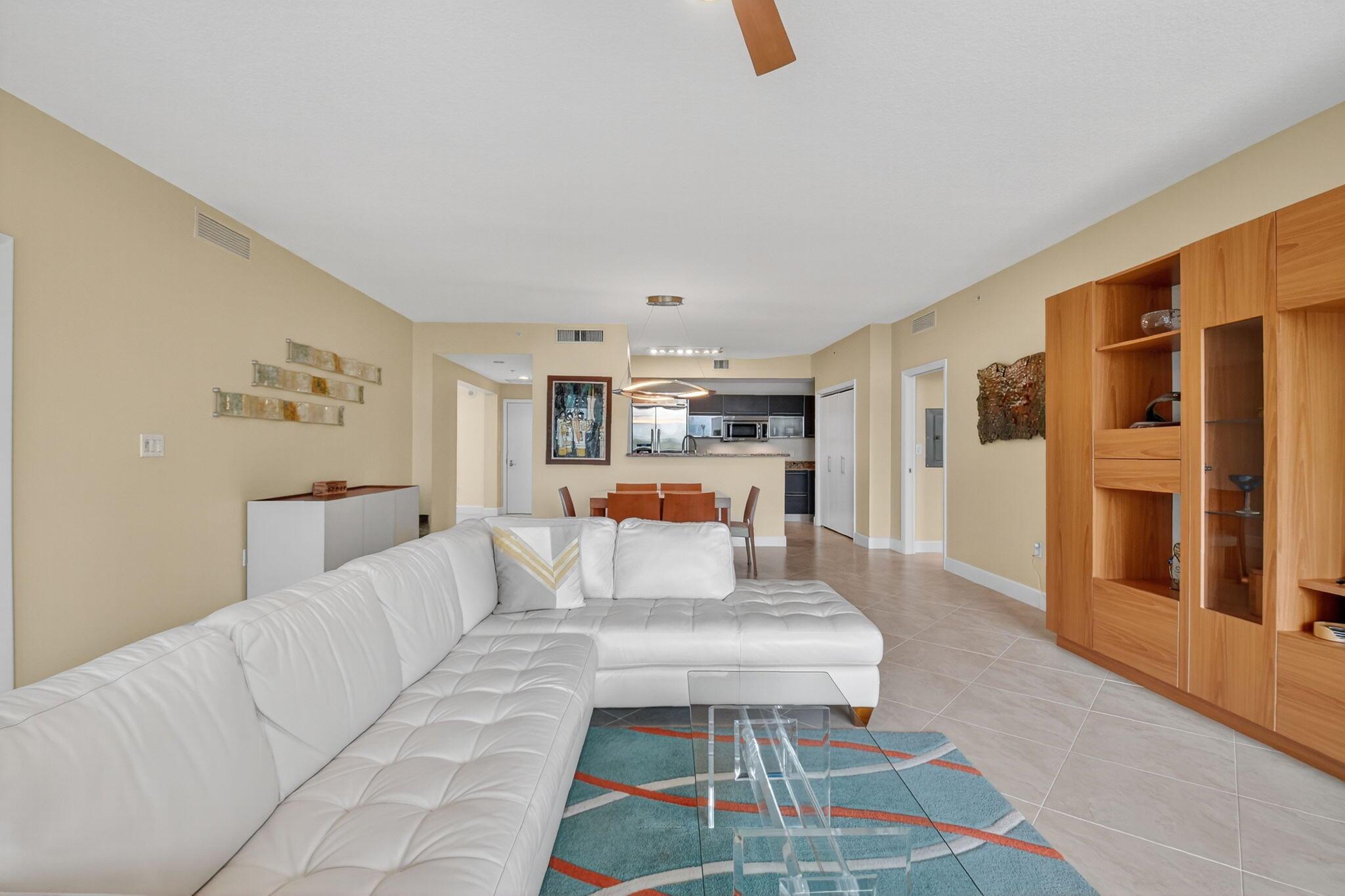 CITYPLACE SOUTH TOWER CON - Residential