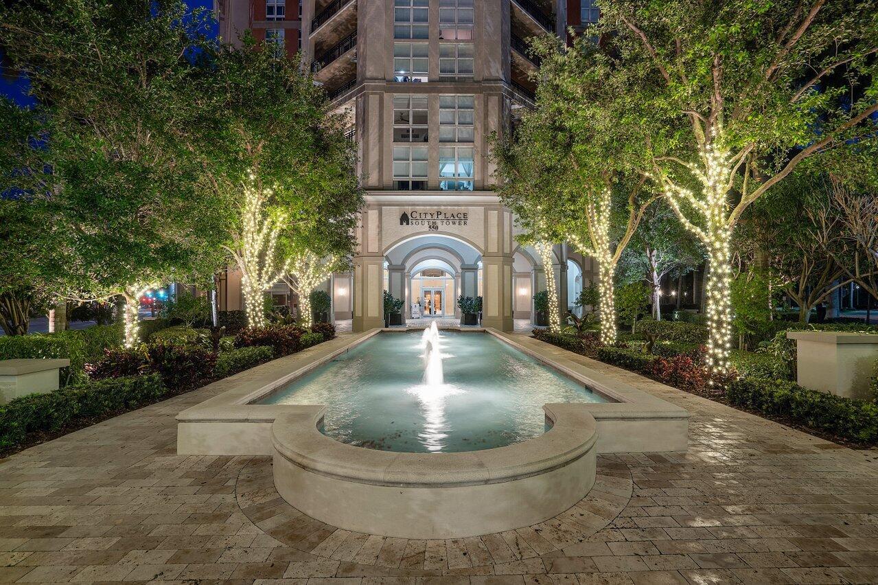 CITYPLACE SOUTH TOWER CON - Residential