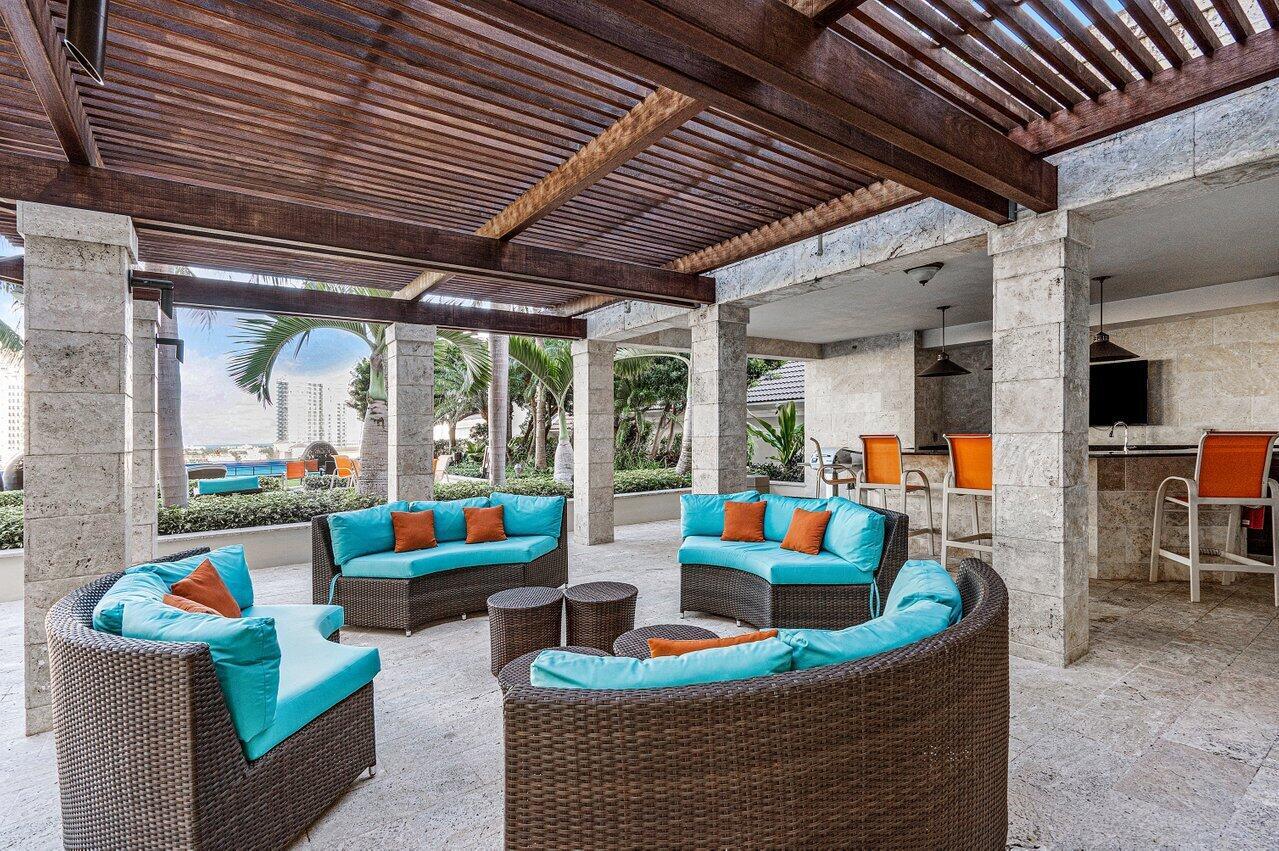 CITYPLACE SOUTH TOWER CON - Residential
