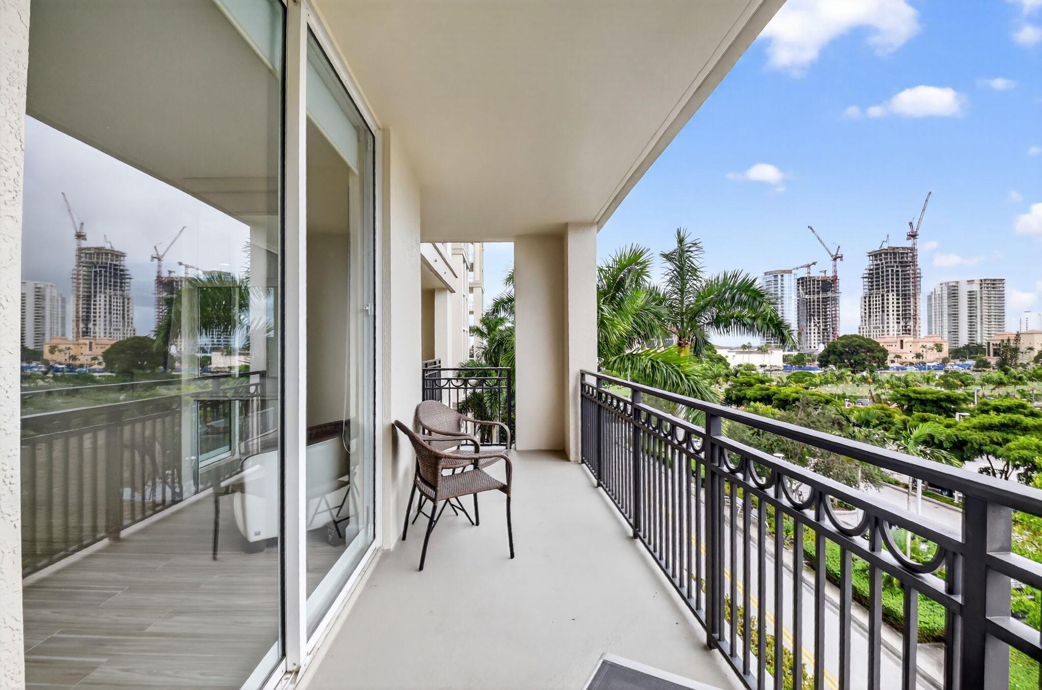 550 Okeechobee Boulevard 423