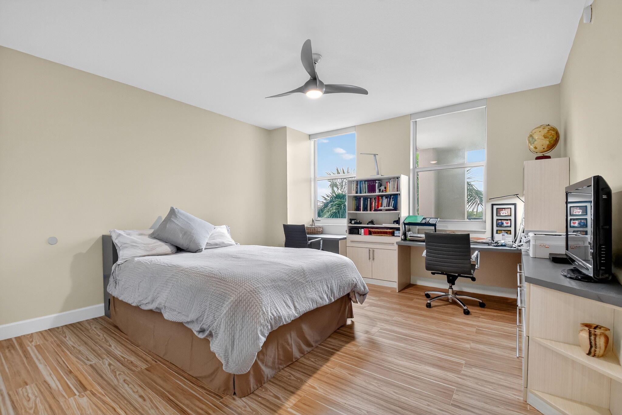 CITYPLACE SOUTH TOWER CON - Residential