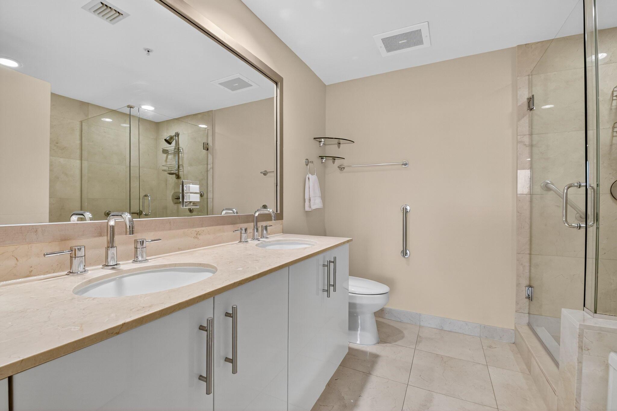 CITYPLACE SOUTH TOWER CON - Residential