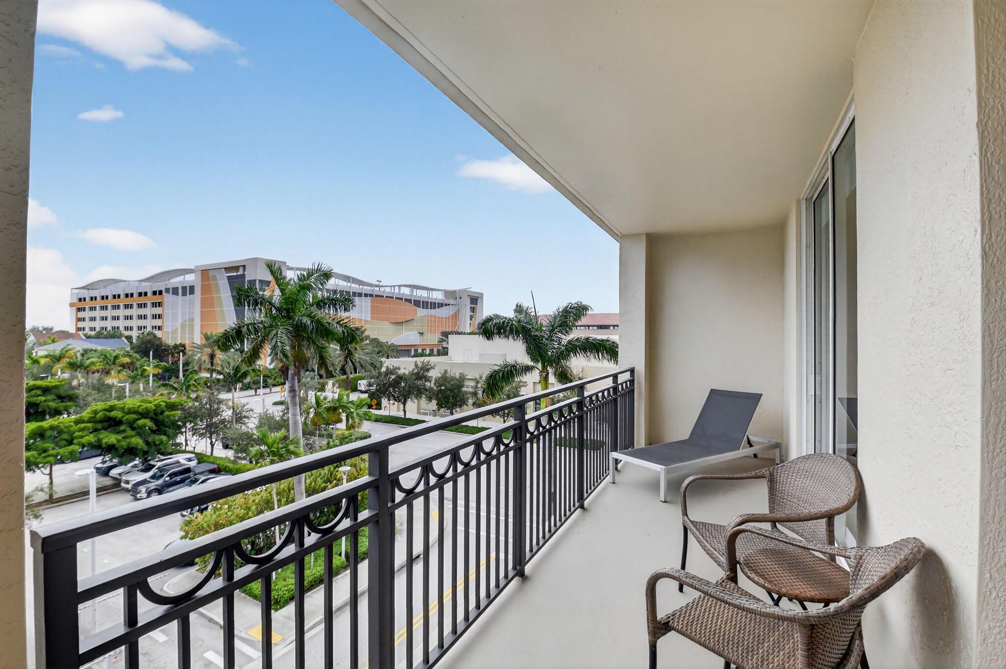 CITYPLACE SOUTH TOWER CON - Residential