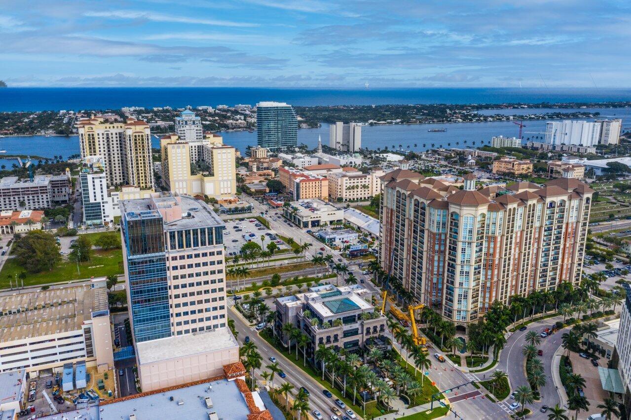 CITYPLACE SOUTH TOWER CON - Residential