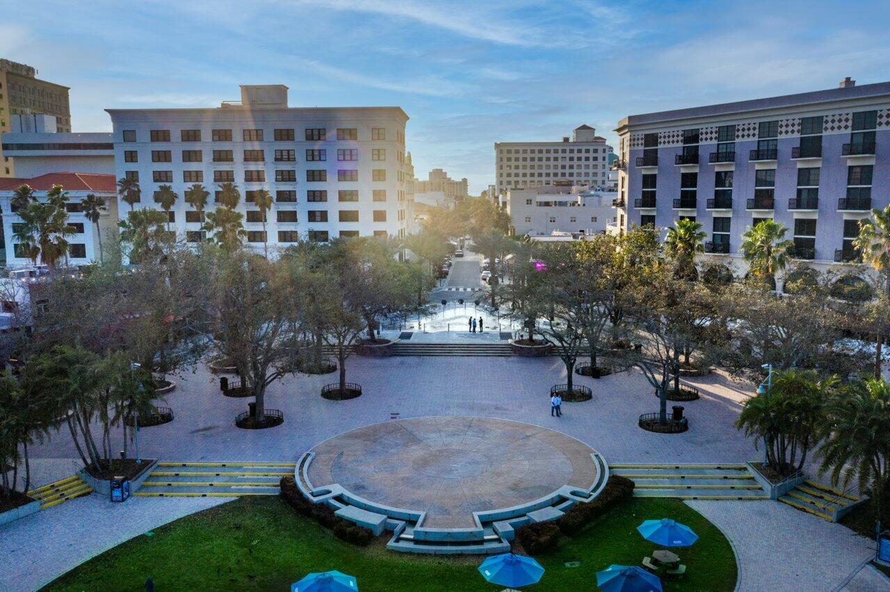 CITYPLACE SOUTH TOWER CON - Residential