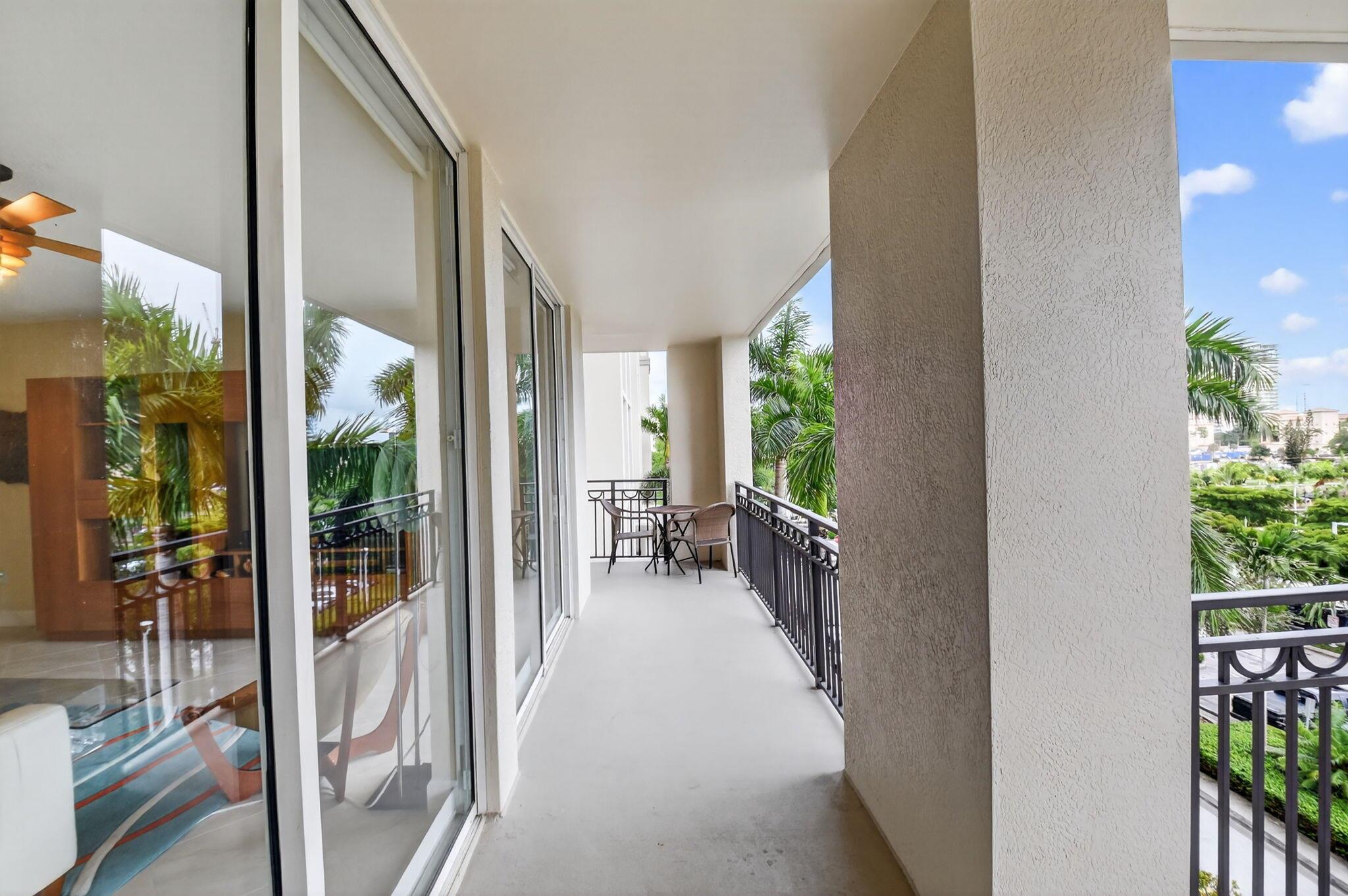 CITYPLACE SOUTH TOWER CON - Residential