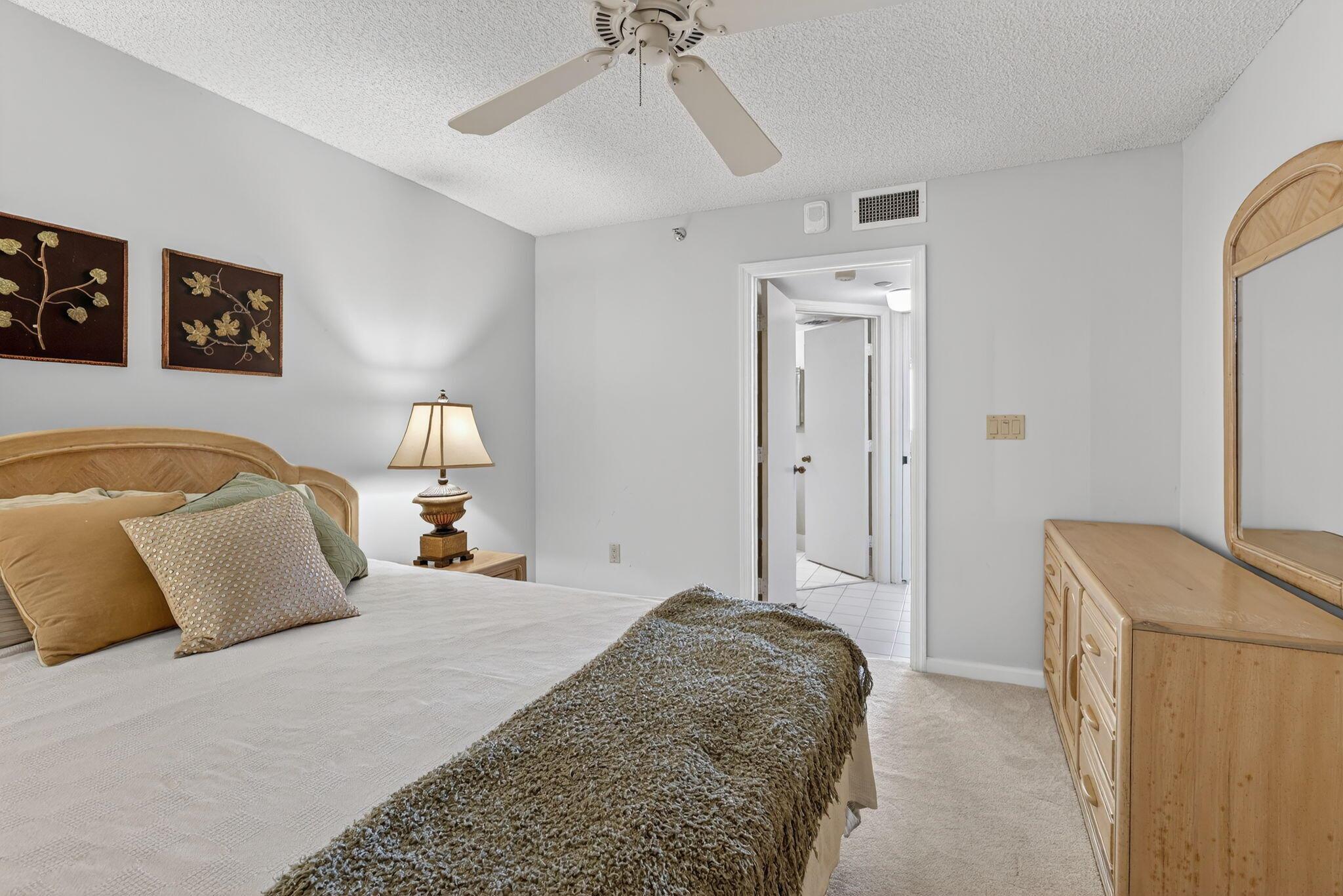 ISLAND DUNES OCEANSIDE CO - Residential