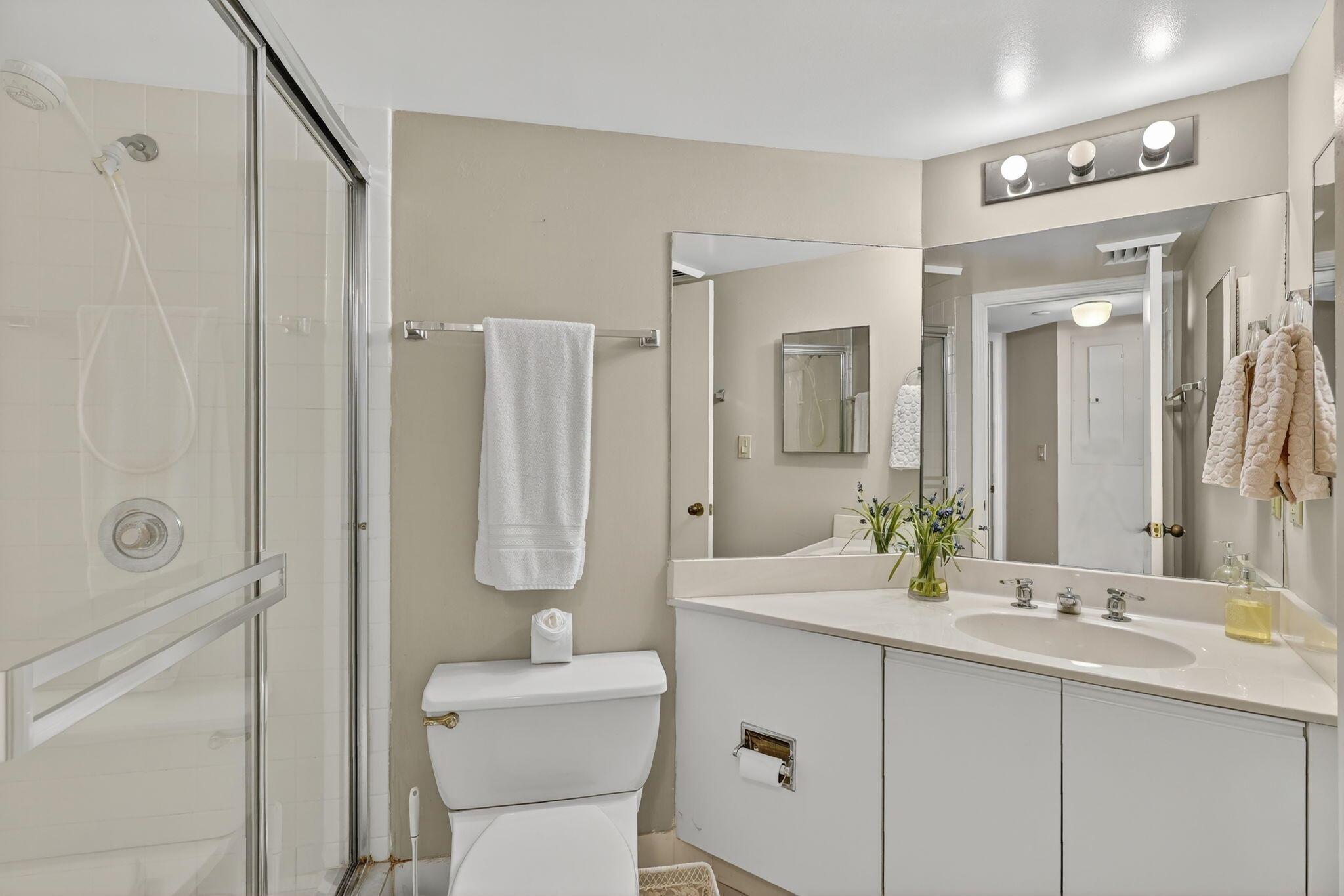 ISLAND DUNES OCEANSIDE CO - Residential