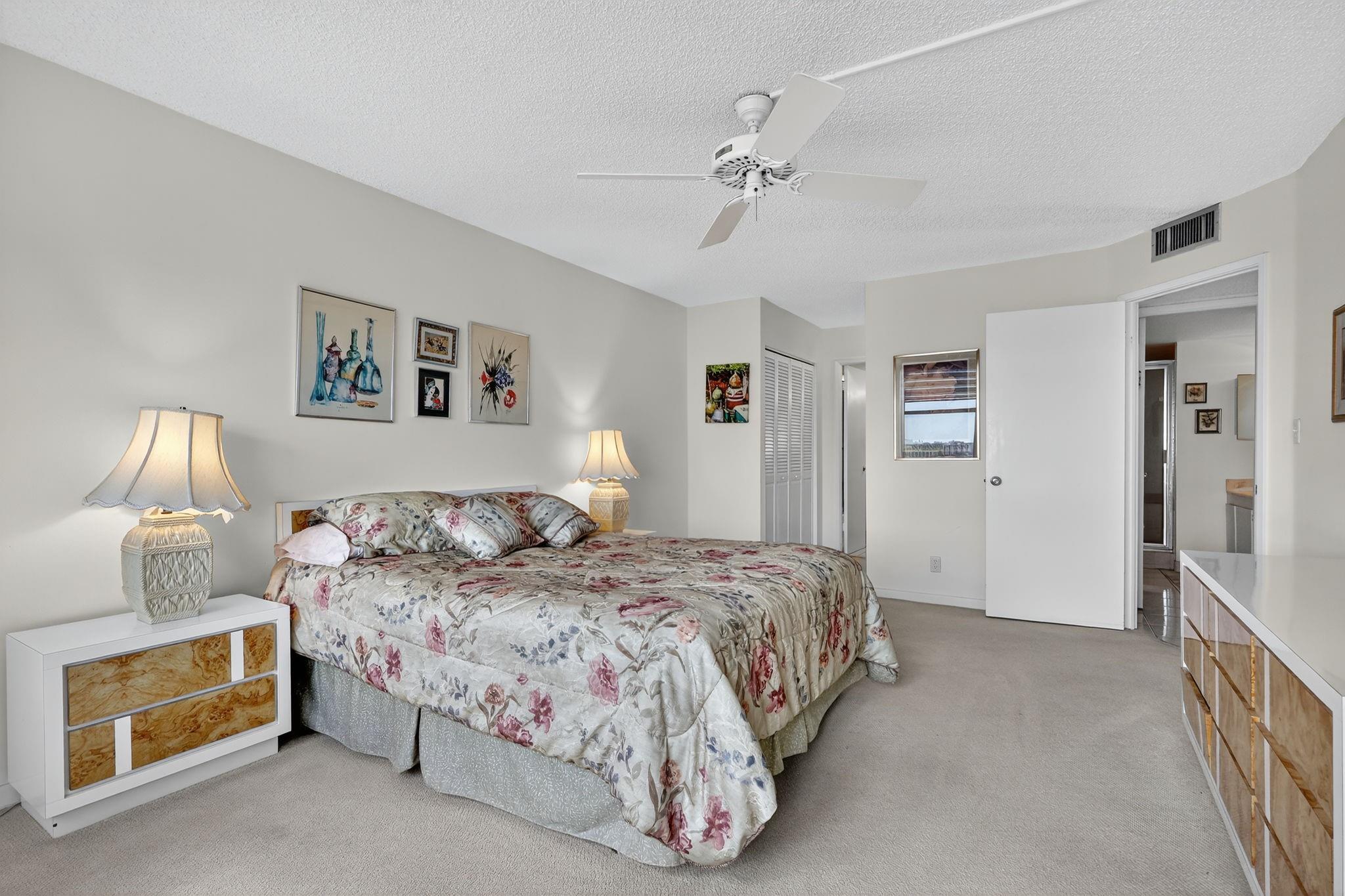 Biscayne Cove - Residential