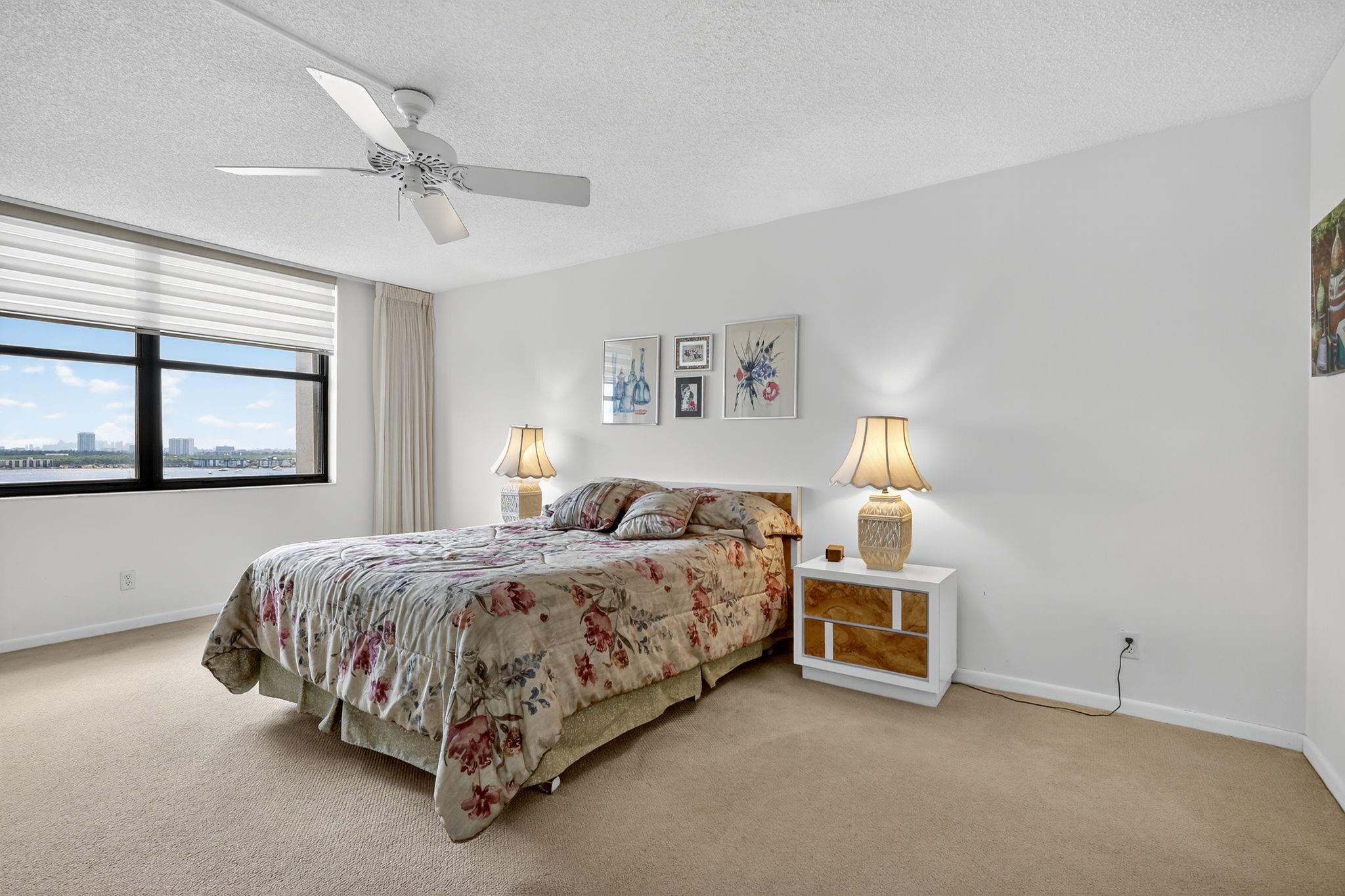 Biscayne Cove - Residential