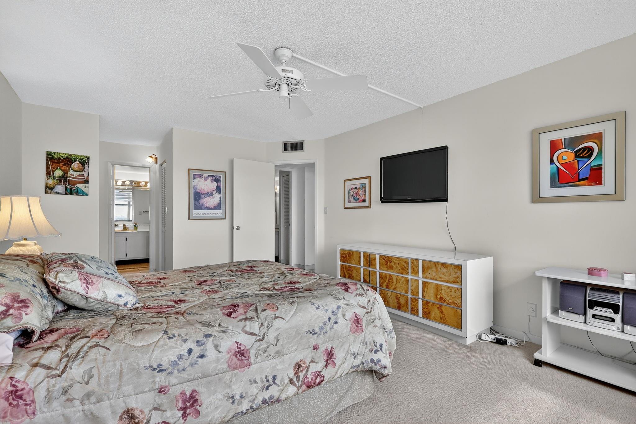 Biscayne Cove - Residential