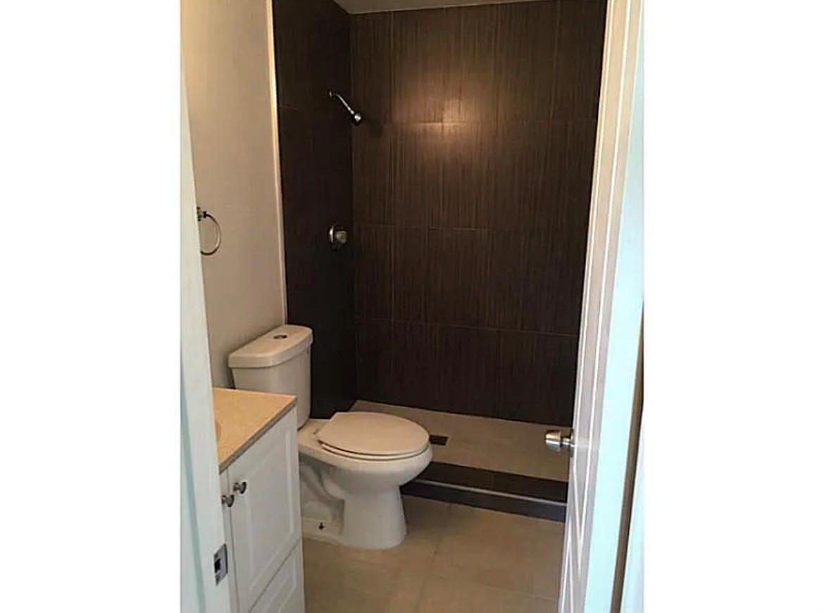 LE MIRAGE CONDO - Residential Lease