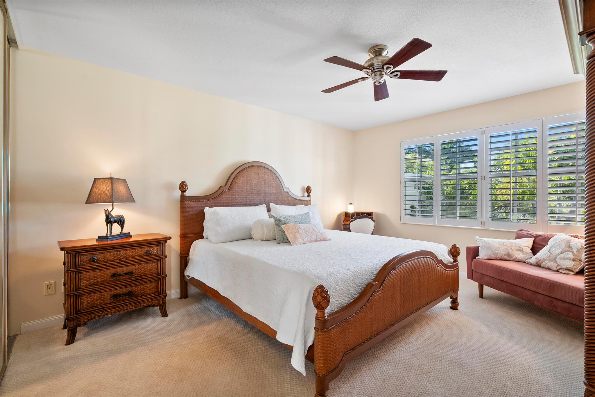 DOUBLE TREE - Residential