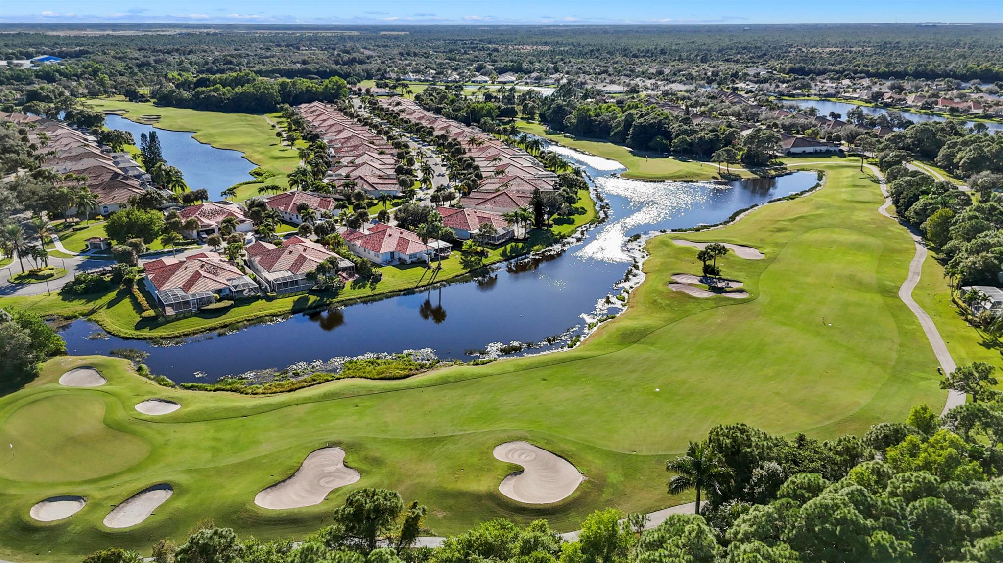 DOUBLE TREE - Residential