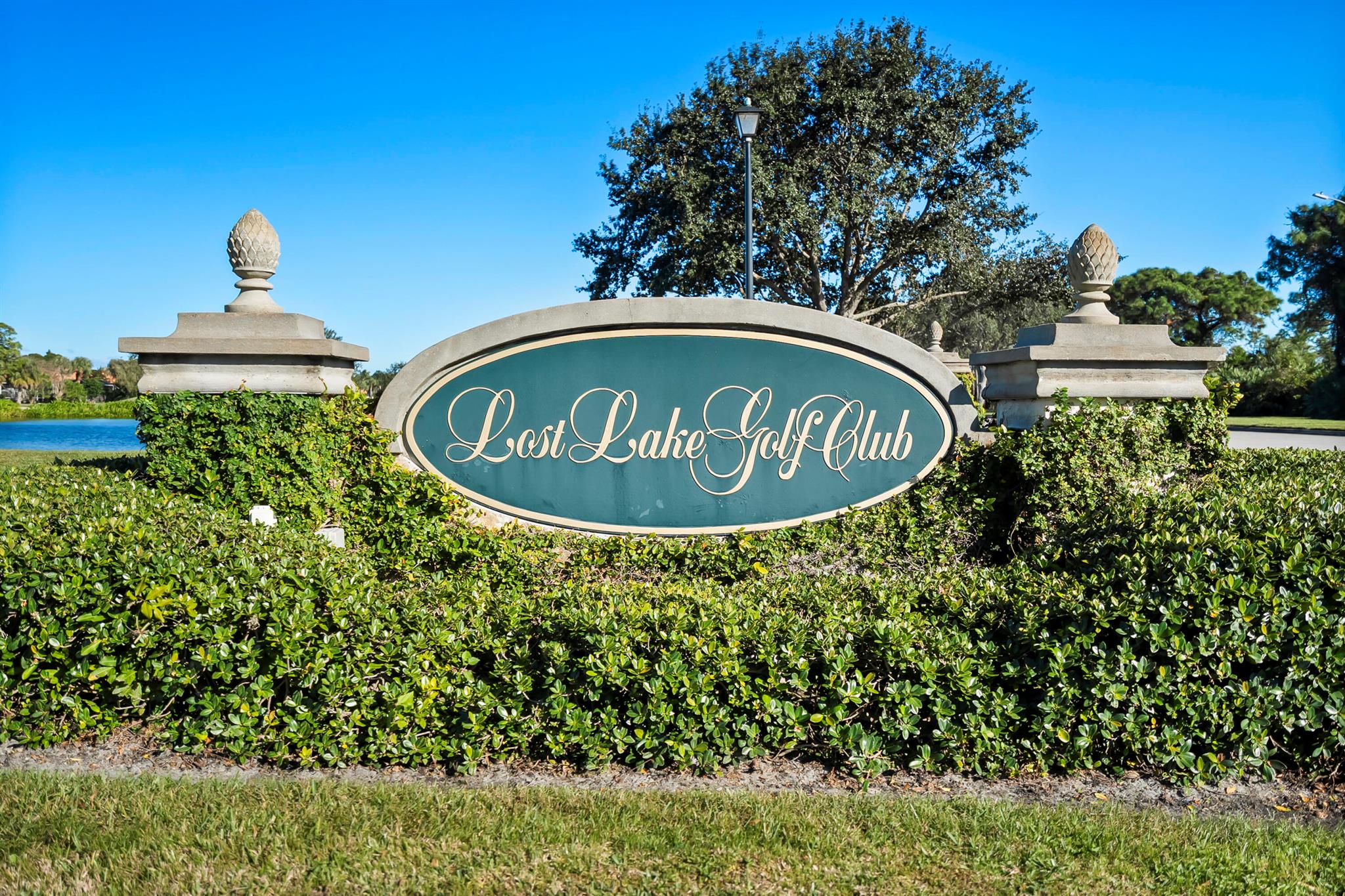 DOUBLE TREE - Residential