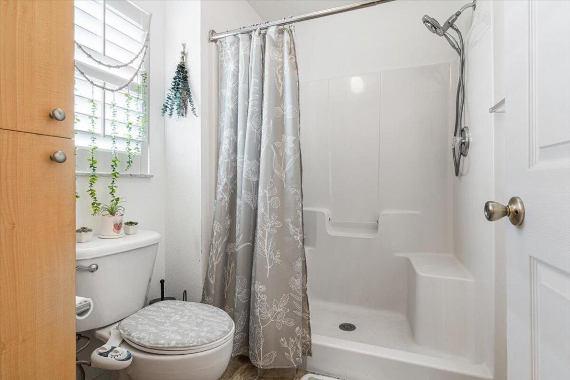 SPANISH LAKES ONE LEASEHOLD ESTATES - Residential