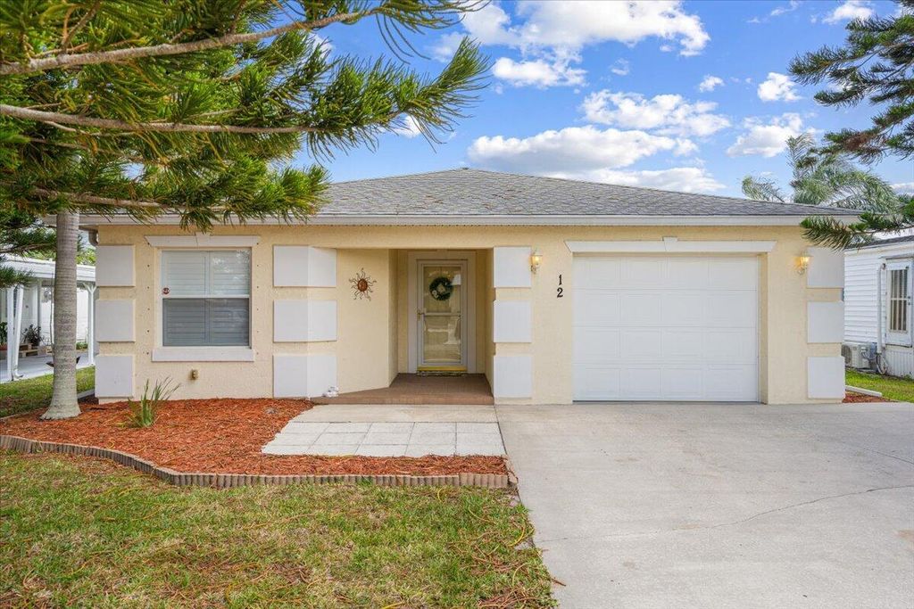 Photo of 12 Palo Alto Lane, Port Saint Lucie, FL 34952 (MLS # R11090458)