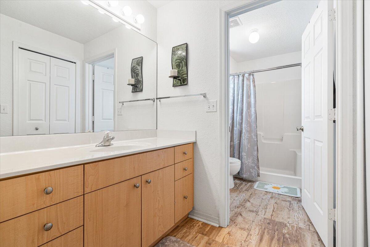 SPANISH LAKES ONE LEASEHO - Residential