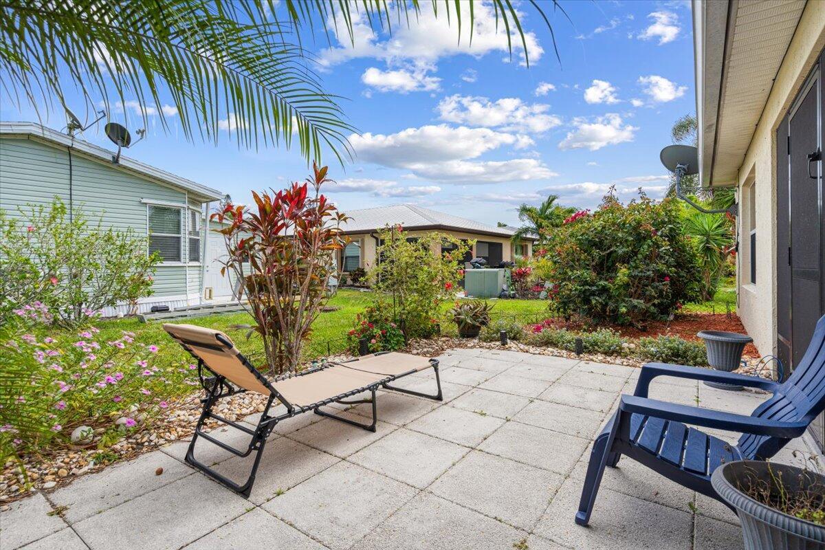 SPANISH LAKES ONE LEASEHO - Residential