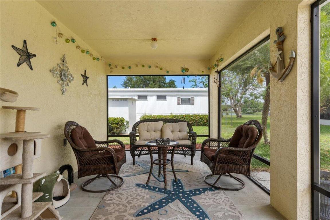 SPANISH LAKES ONE LEASEHOLD ESTATES - Residential