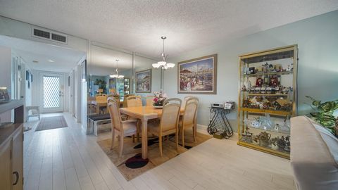 Condominium in Delray Beach FL 15450 Pembridge Avenue Ave 10.jpg