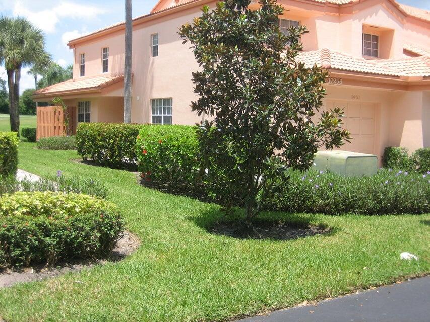 DON'T MISS THIS RARE CHANCE TO RENT A BEAUTIFULLY UPGRADED PRIVATE CORNER UNIT-AVILABLE NOW AND SURE TO GO FAST! IT FEATURES A 1-CAR GARAGE AND A VIEW THAT OFFERS SERENE LIVING. ENJOY A SPACIOUS, OPEN KITCHEN WITH STAINLESS STEEL APPLIANCES, TILE BACKSPLASH, AND A COZY EAT-IN AREA--GREAT FOR MORNING COFFEE OR CASUAL MEALS. A WET BAR MAKES ENTERTAINING EASY. ZONED FOR TOP RATED SCHOOLS, INCLUDING CALUSA OMNI , AND SPANISH RIVER. AND IDEALLY LOCATED NEAR SHOPPING, DINING, I95, DOWNTOWN DELRAY BEACH, BOCA RATON AND SOUTH FLORIDA'S BEST BEACHES. BOCA RATON'S NEWEST PUBLIC GOLF COURSE SITS JUST OUTSIDE THE MANNED GATE.