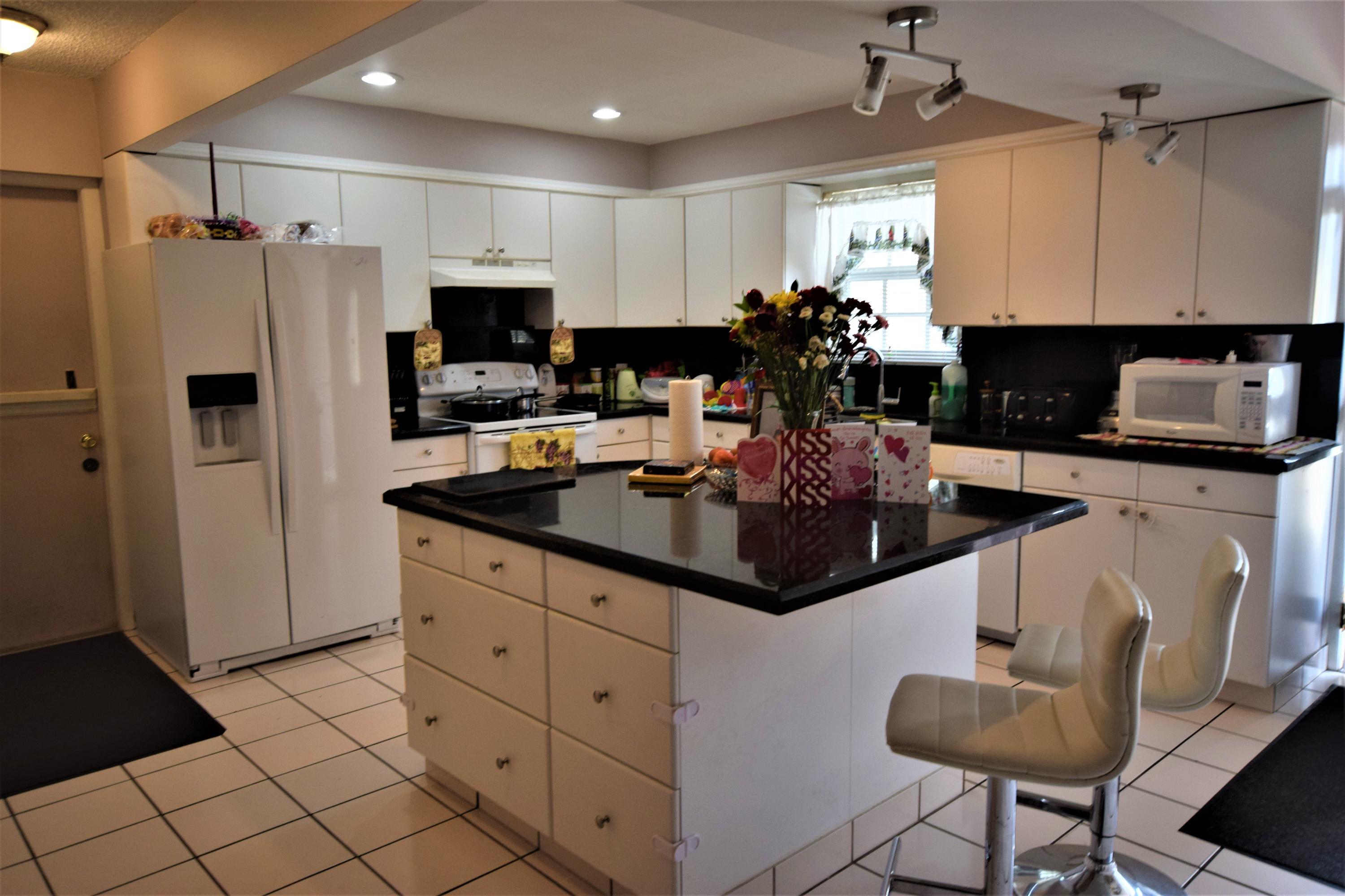 GOLFVIEW HARBOUR 1ST SEC - Residential