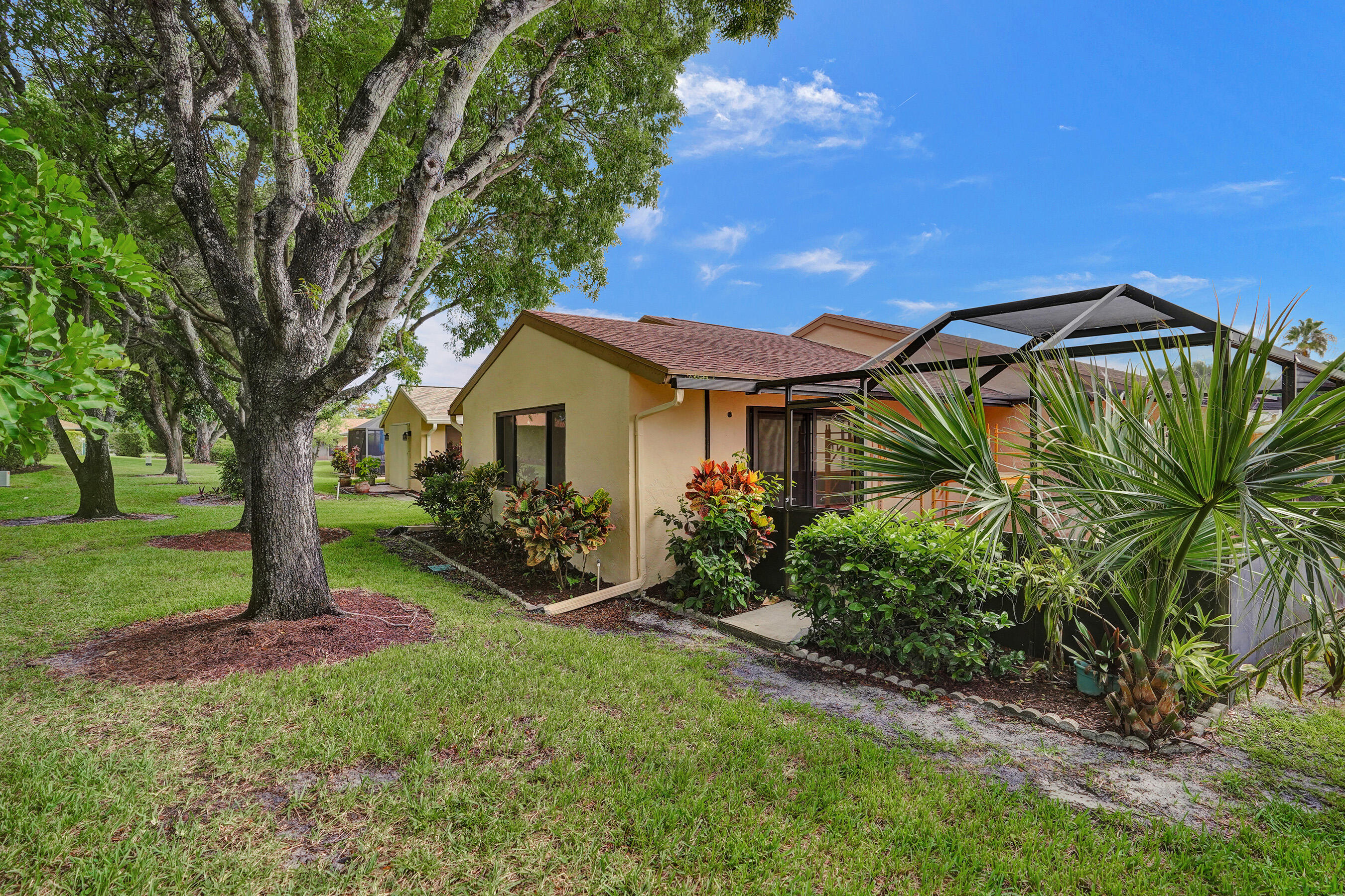 RAINBERRY BAY - Residential