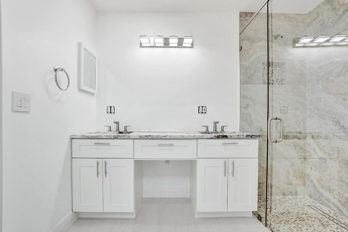 RAINBERRY BAY - Residential