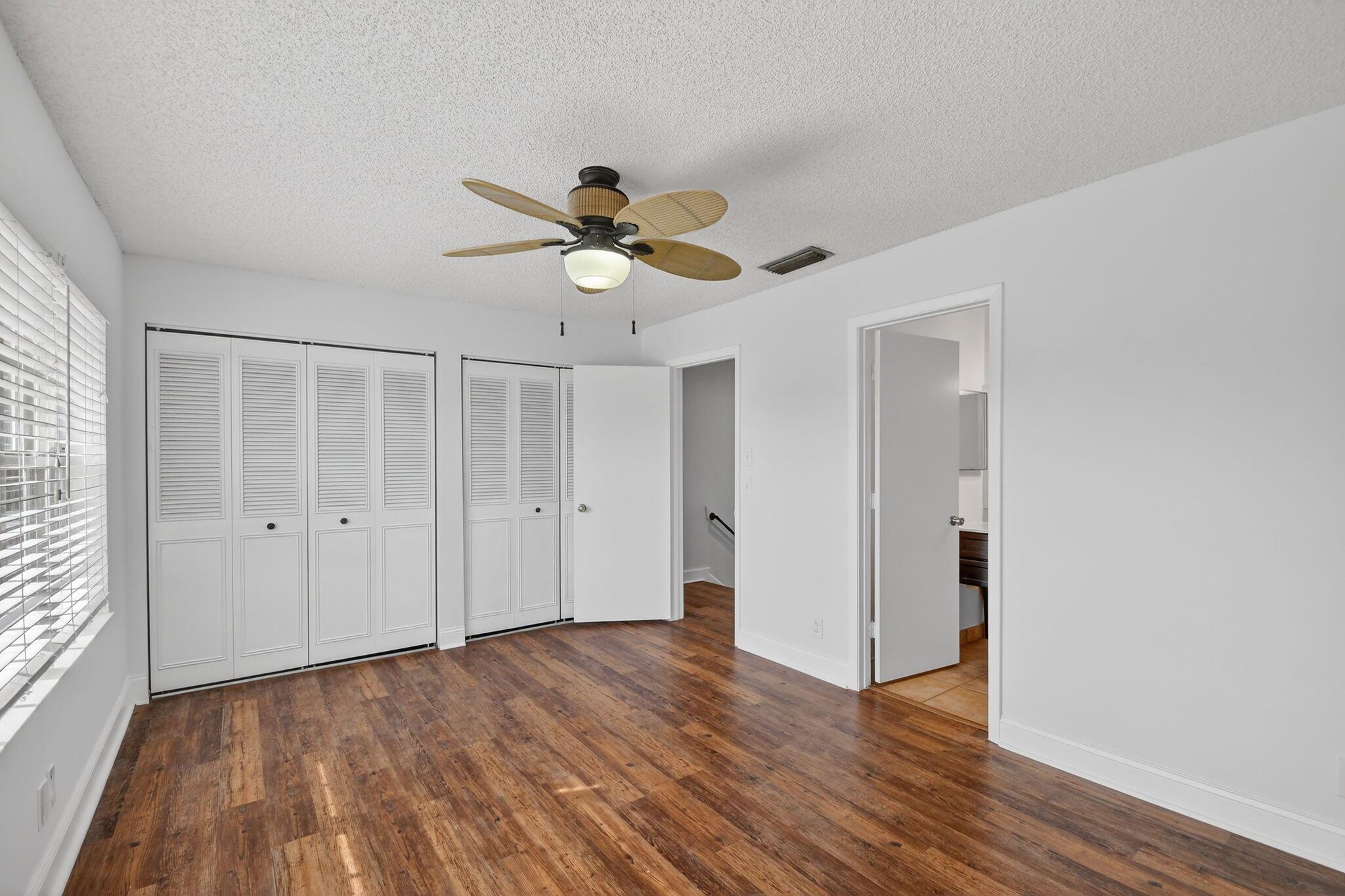 CHARTER CLUB OF PALM BEAC - Residential