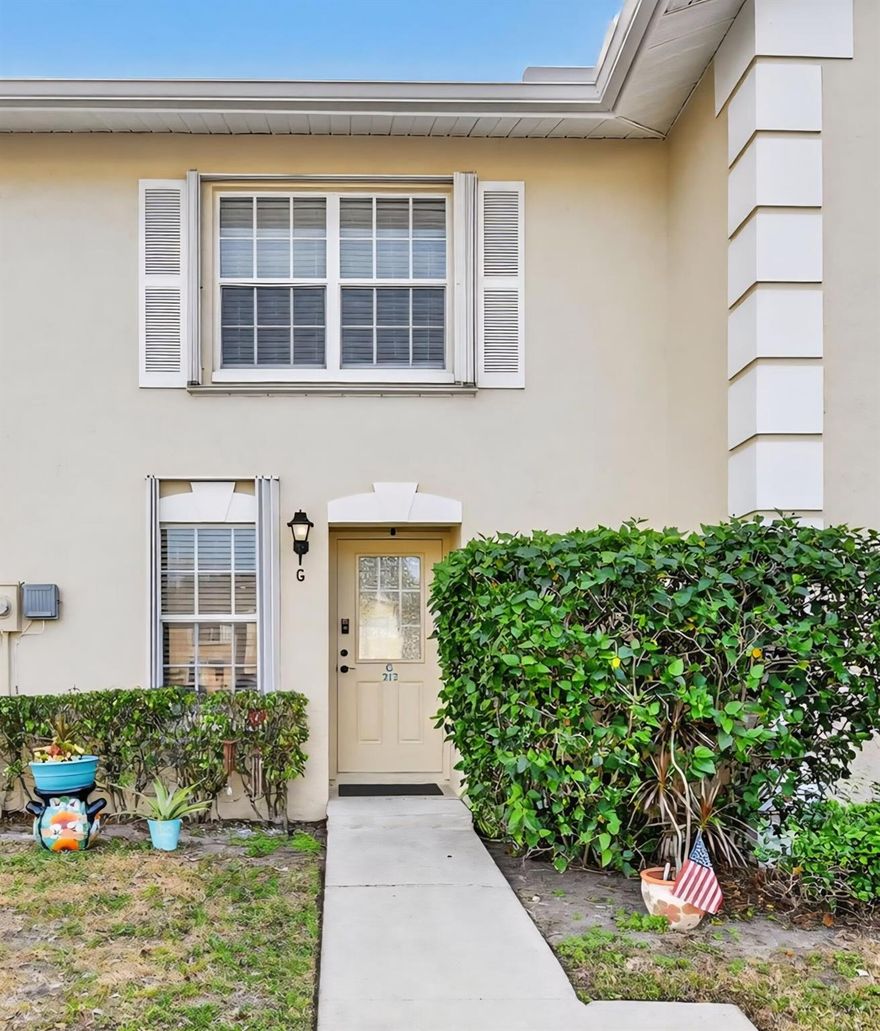 Centrally located 2-bedroom, 2.5-bath home features an updated kitchen and freshly painted interior. New AC, new appliances, new roof 2023, close to schools, churches, parks, hospitals.
